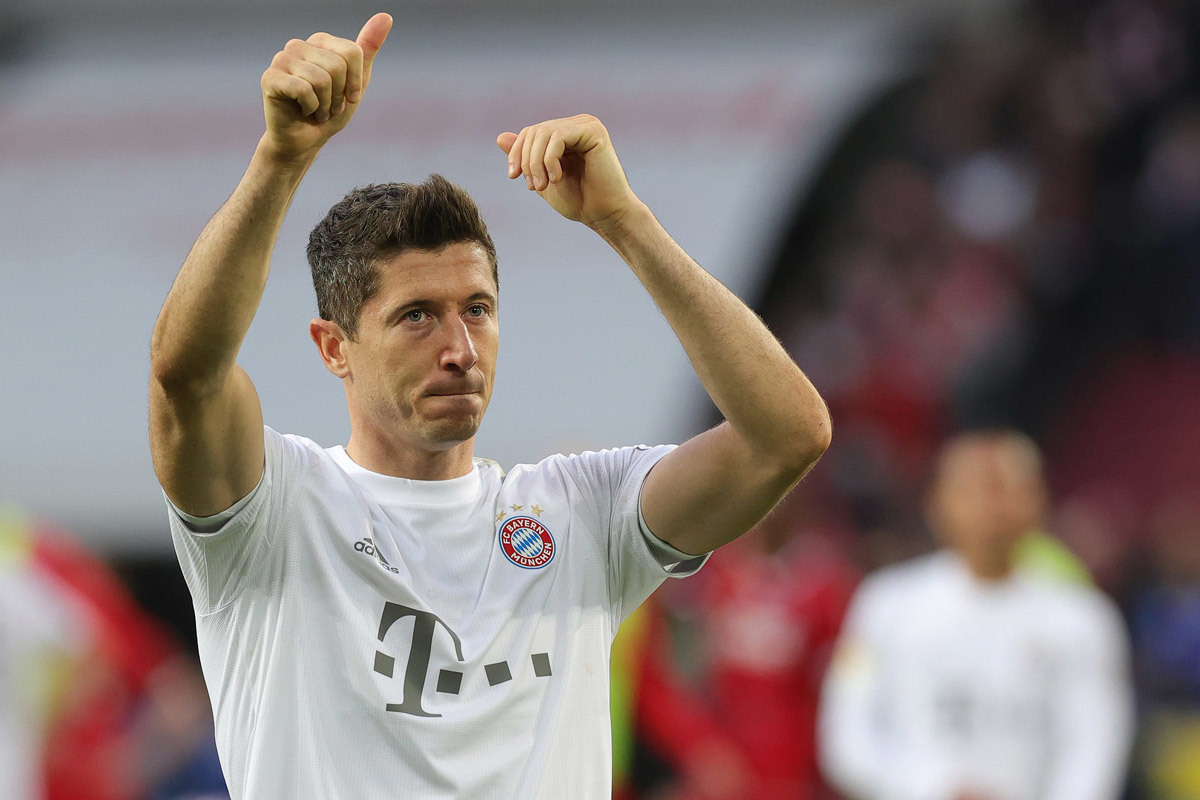 Real Madrid: Zidane quyết mua Lewandowski