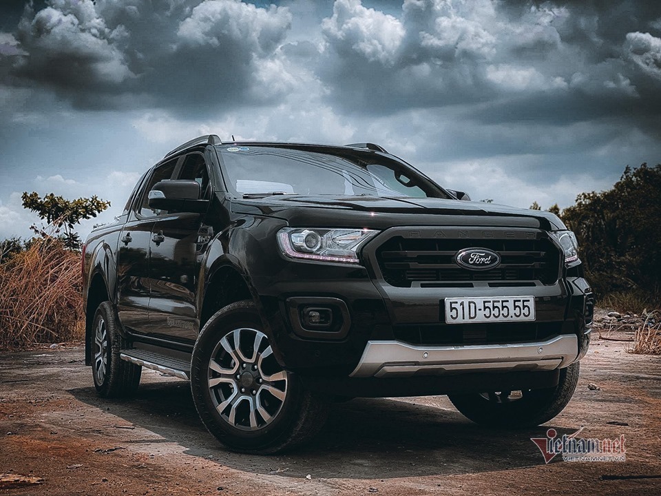 Trúng biển ngũ quý 5, Ford Ranger tăng giá gấp 3, rao 3 tỷ đồng