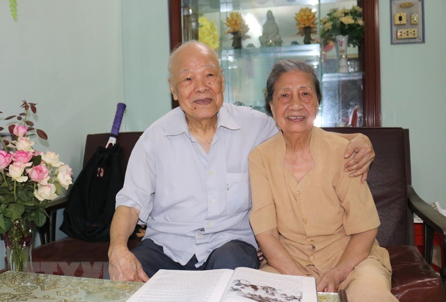 Old couple’s honour when serving Uncle Ho