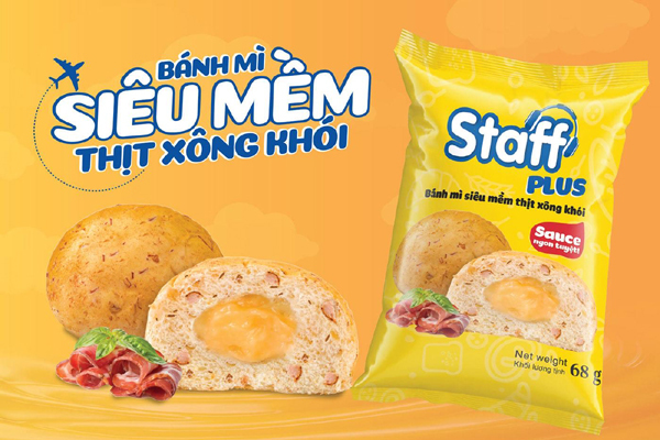 Bánh mì xông khói Staff Plus - ‘cơn sốt’ mới của giới trẻ