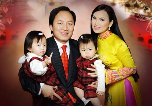 Tỷ phú gốc Việt từng khiến TT Trump 'nóng mặt', bỏ Hoa hậu lấy em gái Cẩm Ly