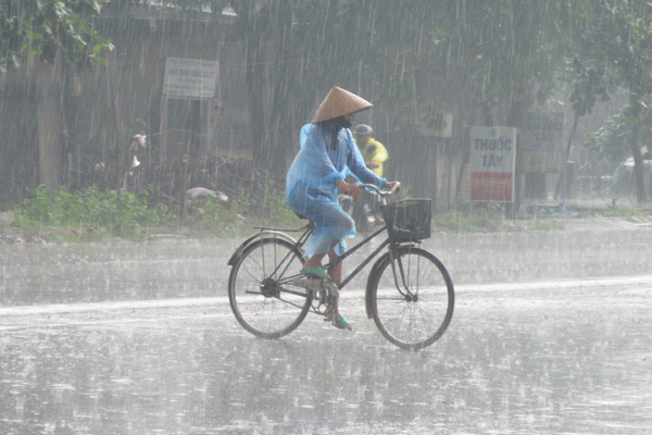 Nắng nóng sắp chấm dứt, cảnh báo lũ quét và ngập lụt