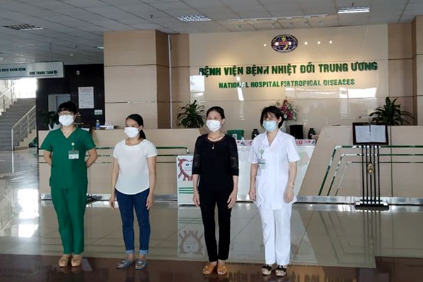 Nhân viên Trường Sinh tái dương tính ra viện sau 52 ngày điều trị