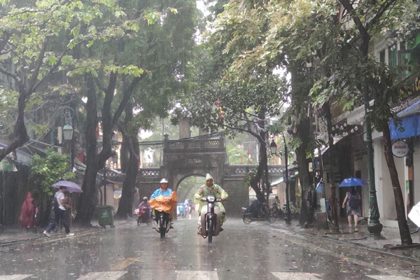 Dự báo thời tiết ngày 23/5/2020: Hà Nội mưa to, đề phòng ngập lụt