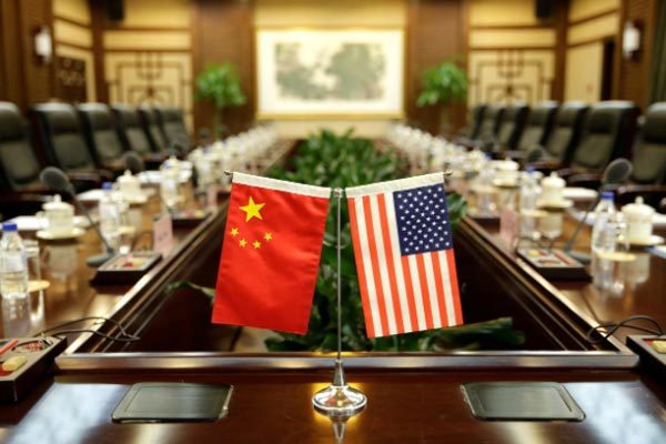 Chọc giận Bắc Kinh, Mỹ đưa hàng chục công ty TQ vào 
