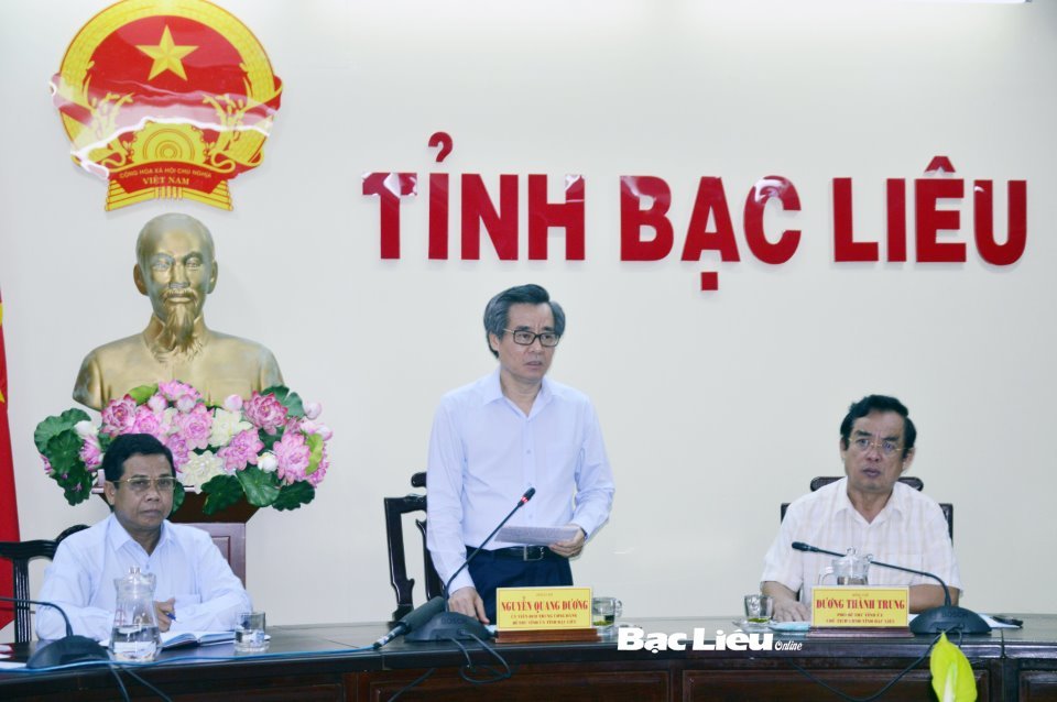 https://vnn-imgs-f.vgcloud.vn/2020/05/25/12/xu-trach-nhiem-can-bo-de-lot-nguoi-vao-ban-hang-rong-cho-benh-nhan-covid-19-2.jpg