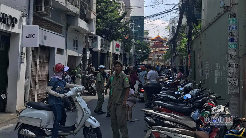 Làm thế nào để nộp phạt và lấy giấy tờ xe... tại nhà?