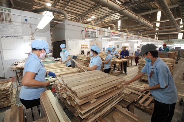 Wooden furniture manufacturers face liquidity problems amid COVID-19 crisis