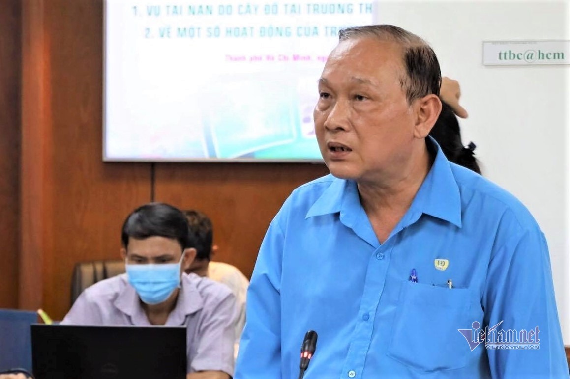 Hiệu trưởng nhận trách nhiệm vì cây đổ đè học sinh