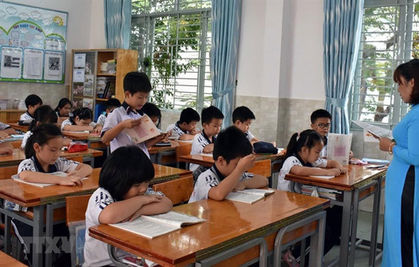 HCM City needs hundreds of classrooms for first graders