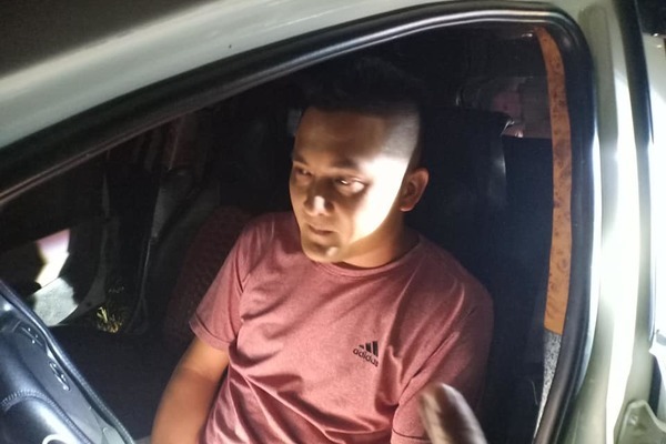 Khởi tố tài xế hất văng CSGT lên ca pô bỏ chạy hơn 3km