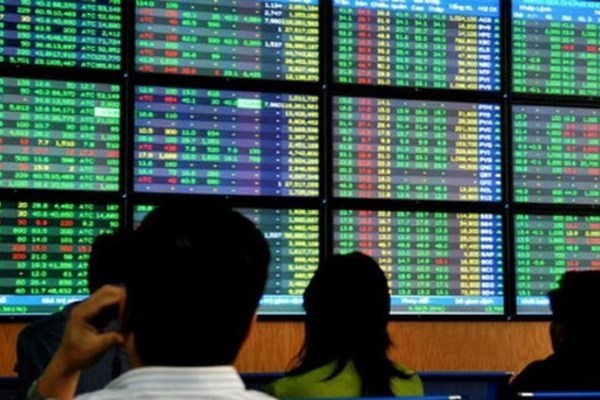 Nữ đại gia ở Hà Nội thao túng thị trường chứng khoán nhận kết đắng