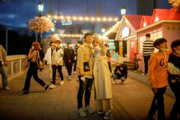 Dịch bất ngờ trở xấu, Hàn Quốc căng thẳng lo tái giãn cách xã hội
