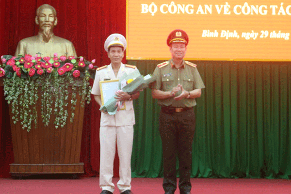 Phó GĐ Công an Quảng Ngãi làm Giám đốc Công an tỉnh Bình Định