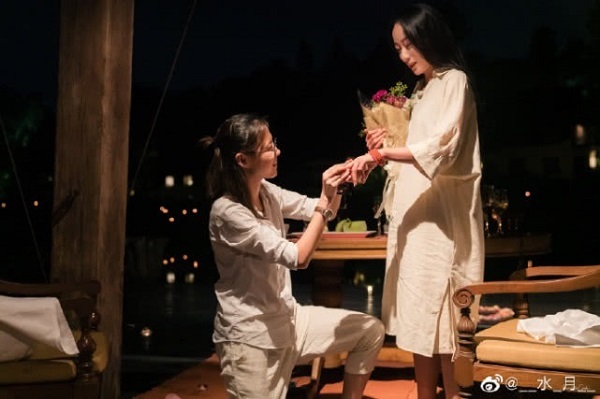 Đám cưới đồng tính của nữ diễn viên múa Trung Quốc