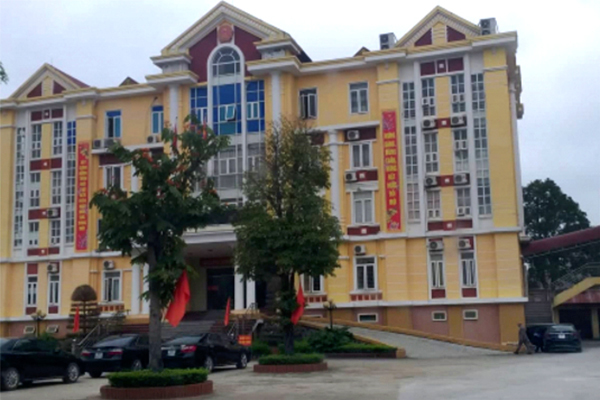 Bắt phó chủ tịch huyện ở Thanh Hóa đánh bạc trong phòng làm việc
