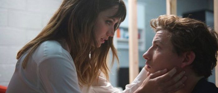 Ana de Armas. Bondgirl mới siêu gợi cảm trong  Kẻ trực đêm