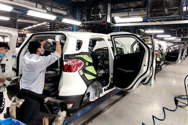 Inconsistent policies burden VN automobile industry