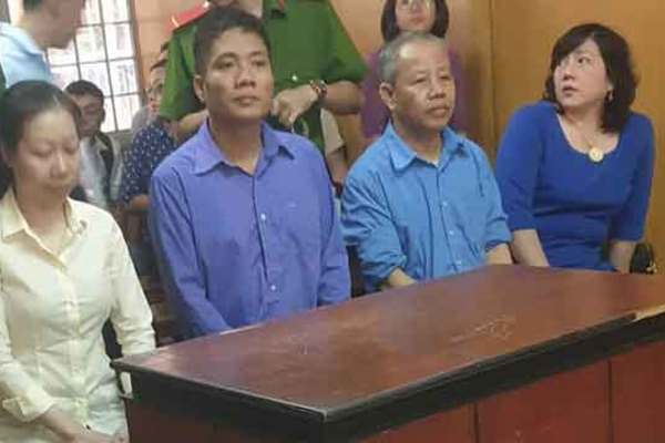 Cựu trưởng Ban giải phóng mặt bằng mang hơn 10 tỷ cho vay ‘vung vít’