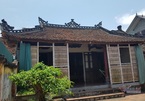 The ancient house with gilded treasures in Hanoi