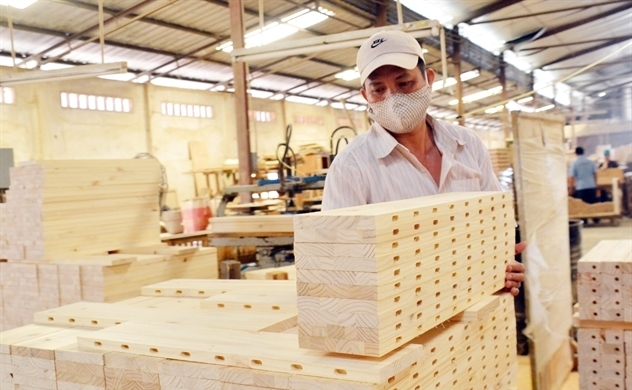 Chinese found counterfeiting Vietnamese origin for woodwork exports