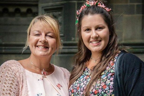 Bệnh nhân Covid-19 bị mù khi tỉnh dậy sau cơn hôn mê