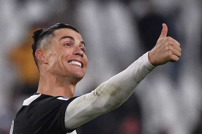 Ronaldo trở thành cầu thủ tỷ phú đầu tiên trên thế giới