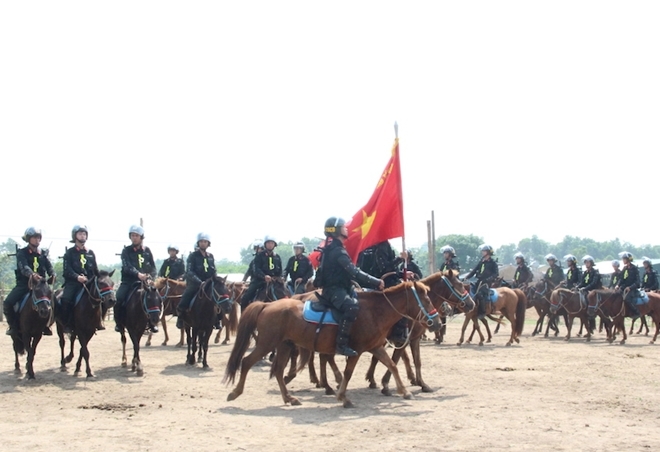 Cảnh sát cơ động kỵ binh sẽ diễu hành trước lăng Bác, nhà Quốc hội