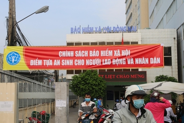 Hướng đến BHXH toàn dân: Còn nhiều việc cần làm