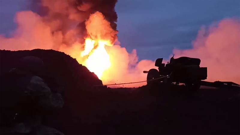 Xem lính Nga bắn diệt thần lửa đang thiêu đốt giếng dầu