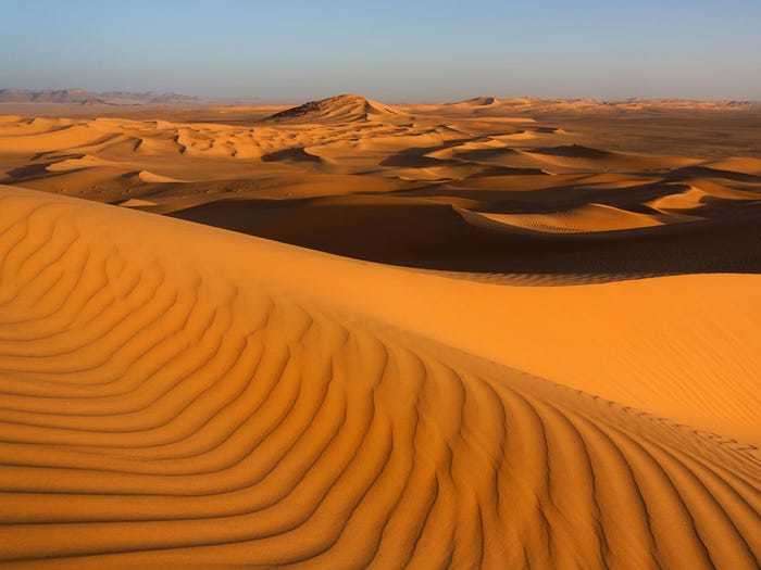14 Sa Mạc Tuyệt đẹp Trên Thế Giới 2022