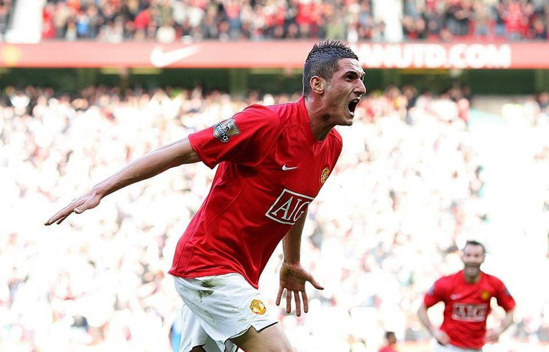 Người hùng MU một thời Macheda bừng sáng ở chân trời mới