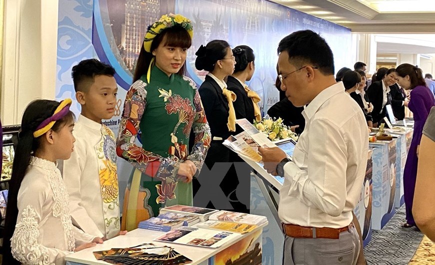 Vietnam prepares to welcome foreign tourists again