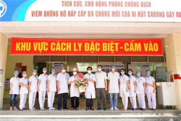 Bệnh nhân cuối cùng khỏi Covid-19, Thái Bình dỡ cách ly bệnh viện