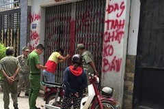 Băng tín dụng đen liên kết 'bóp cổ' con nợ bằng thủ đoạn ép cầm sổ đỏ