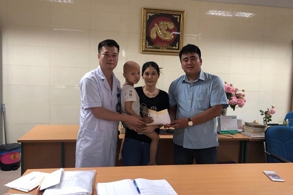 Bé Nguyễn Viết Thành Lộc được ủng hộ hơn 234 triệu đồng