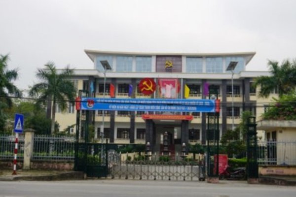 Tình ái 'không trong sáng', nữ Bí thư huyện Đoàn bị khai trừ Đảng