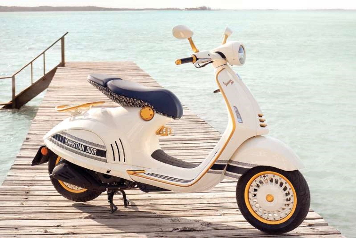 Vespa bắt tay với Dior sáng tạo mẫu xe tay ga đẹp mê hồn