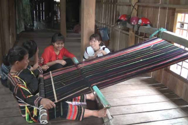 Buôn Ken đã không còn bị cái đói, cái nghèo đeo bám