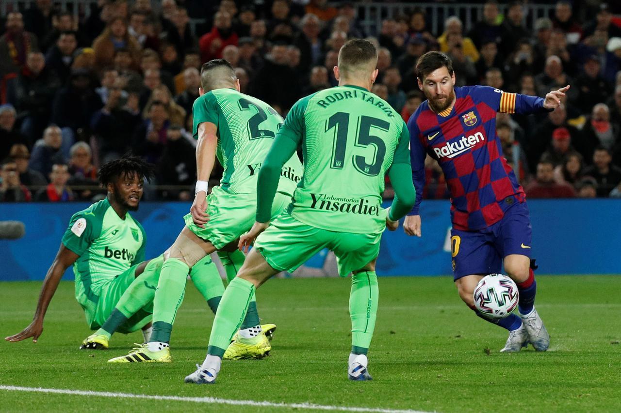 Barca vs Leganes: Sự phi thường của Messi