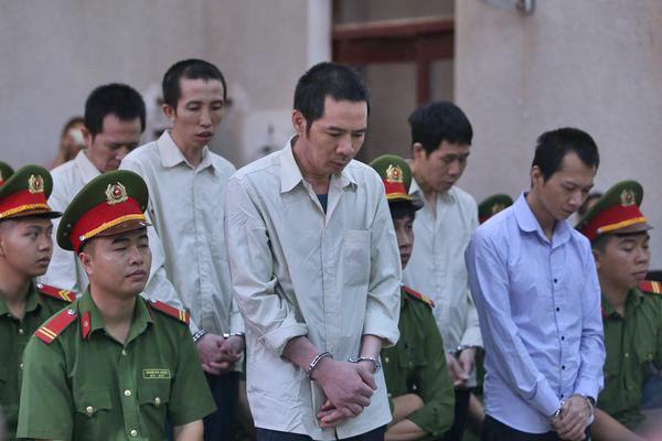 Tòa tuyên tử hình sáu  bị cáo trong vụ nữ sinh giao gà ở Điện Biên