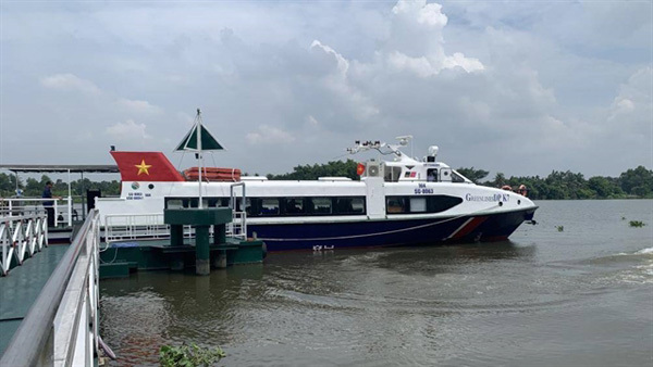 High-speed boats to connect HCM City, Binh Duong