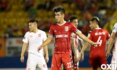 Ngắm siêu phẩm của Tiến Linh vào lưới Quảng Nam