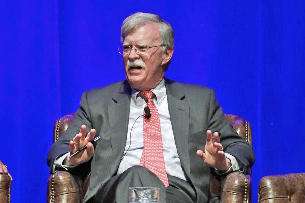 Bolton nói ông Trump đề nghị Trung Quốc giúp tái đắc cử