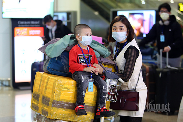 Việt Nam và Nhật Bản nhất trí từng bước nới lỏng hạn chế đi lại