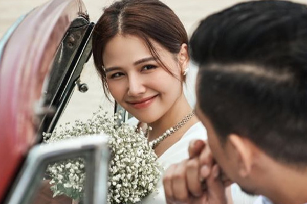 Ảnh cưới của Phanh Lee 'Ghét thì yêu thôi' trước ngày lên xe hoa