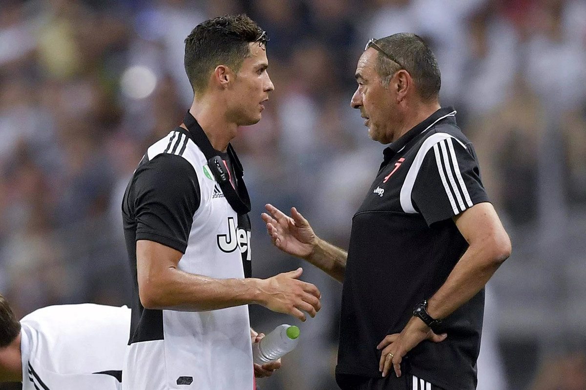 Chiều lòng Ronaldo, Juventus chuẩn bị sa thải HLV Sarri