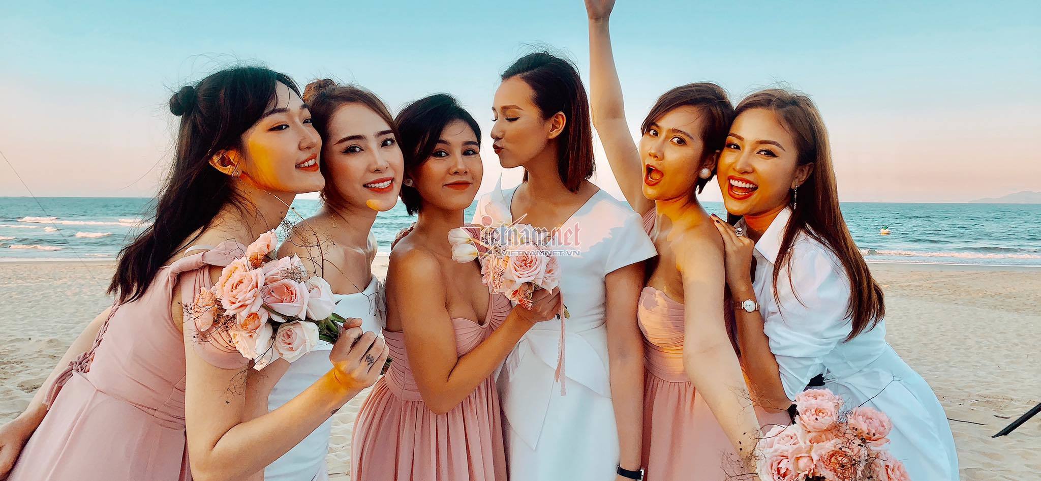 Phanh Lee chính thức lên tiếng: Chúng tôi cưới lần đầu!