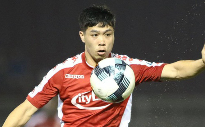 SLNA đấu TPHCM: Công Phượng đụng thủ môn hay nhất V-League