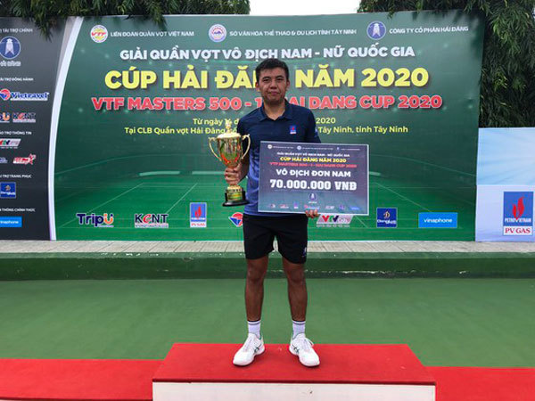 Vietnam's top tennis player triumphs at VTF Masters 500